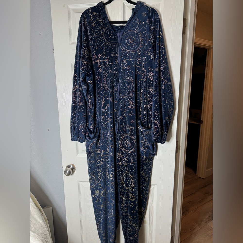 Hand made Wizard Style Onesie - velvet XL Unisex